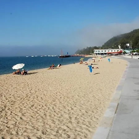 Situado No Centro Historico Da 아파트 세투발