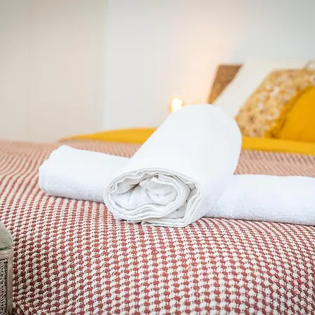 Apartament Situado No Centro Historico Da Setúbal