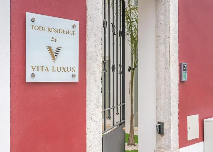 Situado No Centro Historico Da